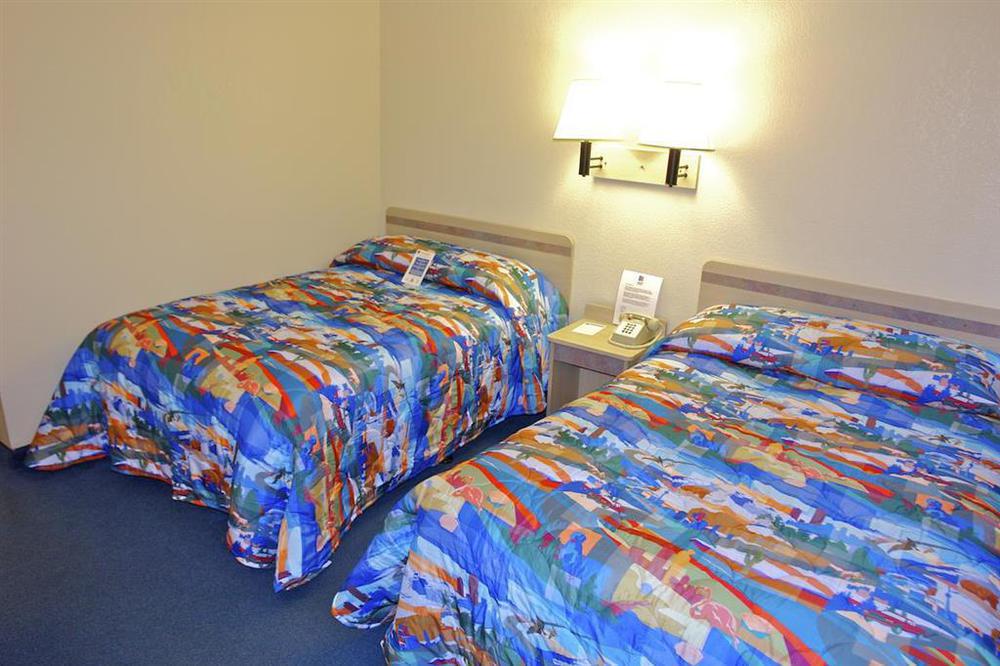 Budgetel Inn & Suites Yuma Habitación foto