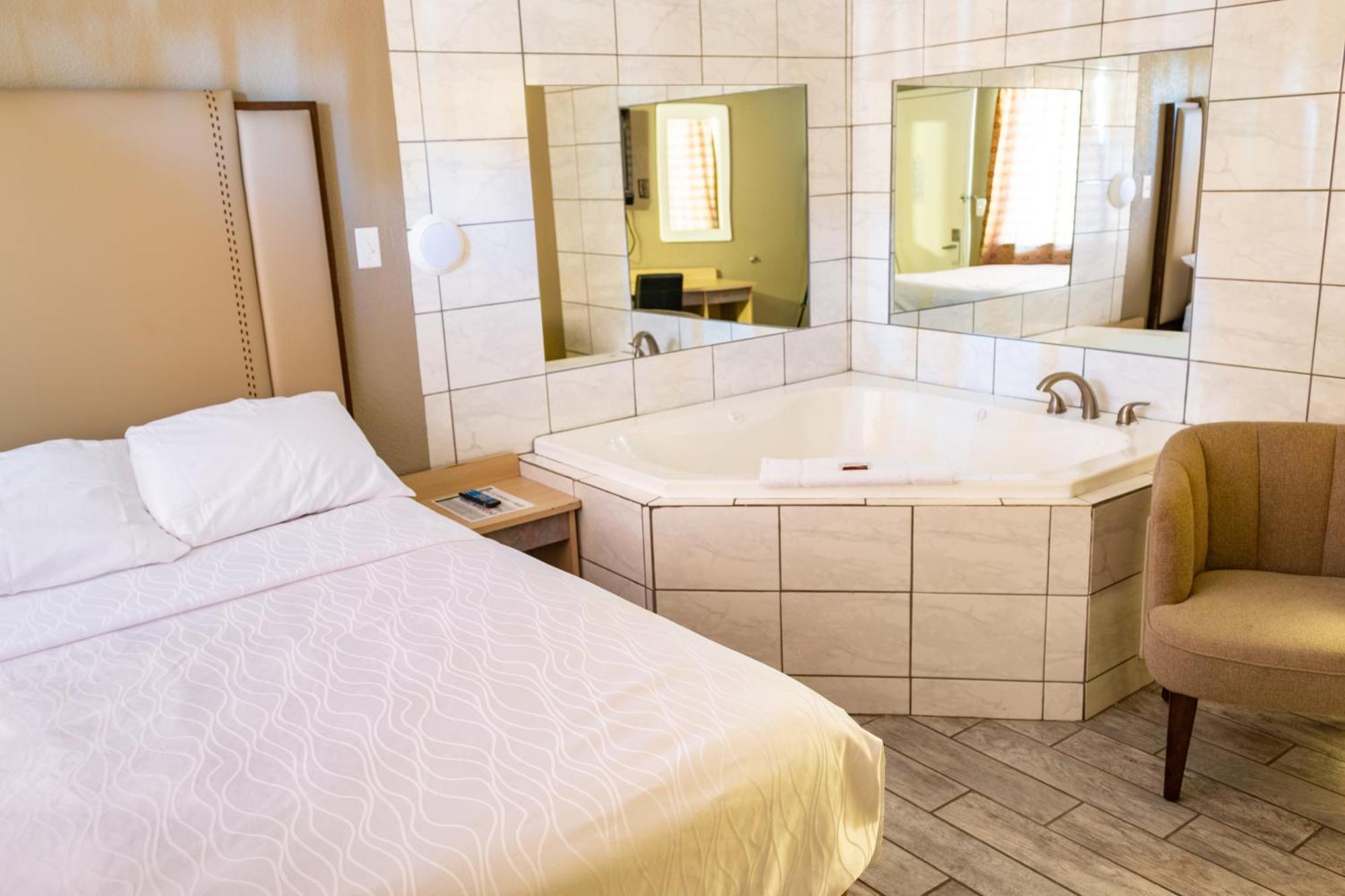 Budgetel Inn & Suites Yuma Exterior foto